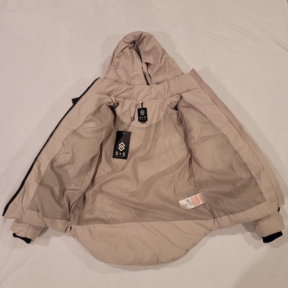 Saint & Sinner White Hooded Puffer Jacket NWT S - Picture 6 of 6